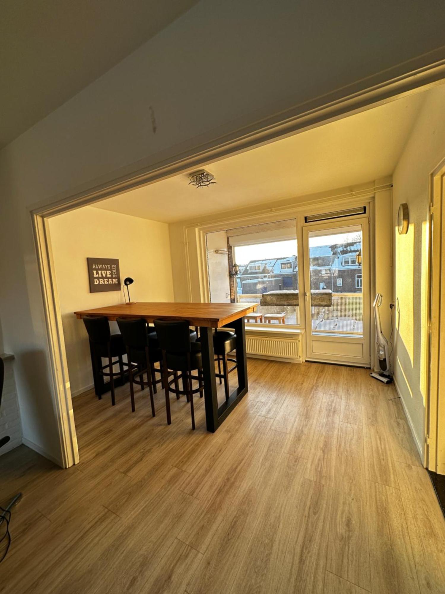 Lovely 2-Bedroom Apartment With Balcony Maastricht Luaran gambar